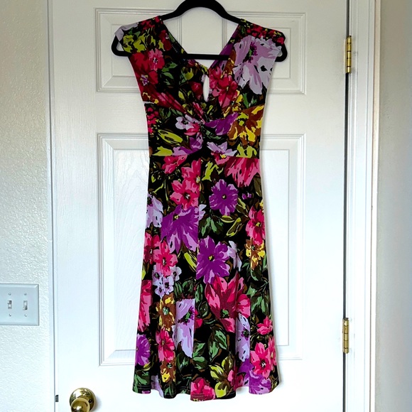Sandro Ferrone Dresses & Skirts - Sandro Ferrone Floral Dress